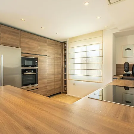 펜션 Beautiful Detached House In Mar *