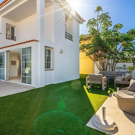 Beautiful Detached House In Mar 펜션 *