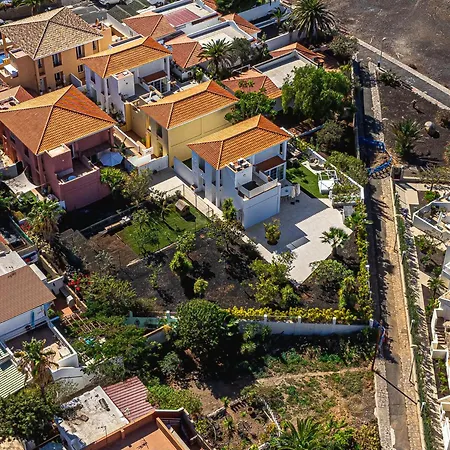 Beautiful Detached House In Mar * 팔름-마르