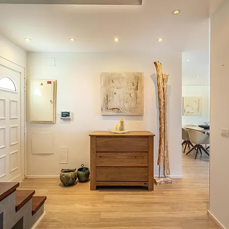 펜션 Beautiful Detached House In Mar *